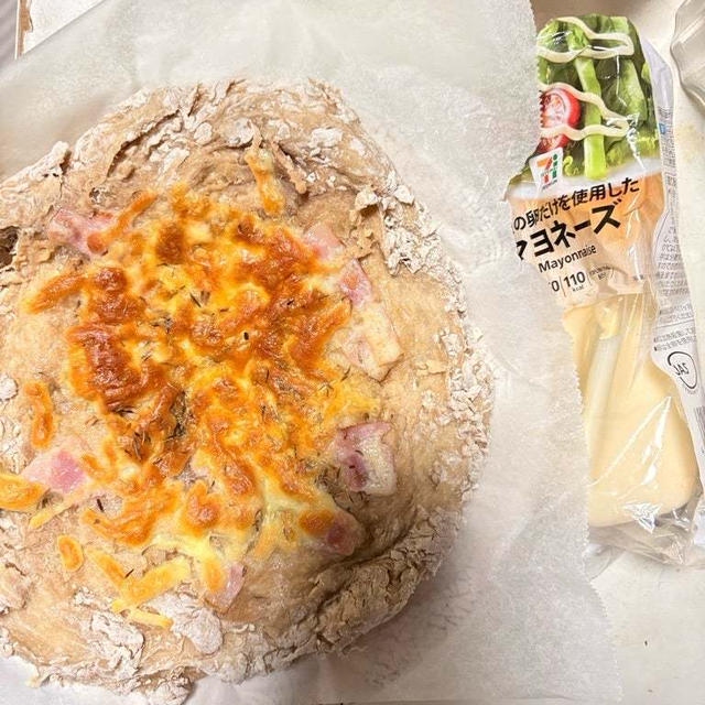 今日の朝活！全粒粉ベーコンマヨピザ・スピルバーグ監督の3D映画VisionProで〜
