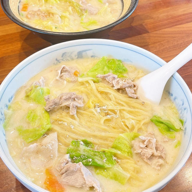 クリームシチューの残りでちゃんぽんです！！