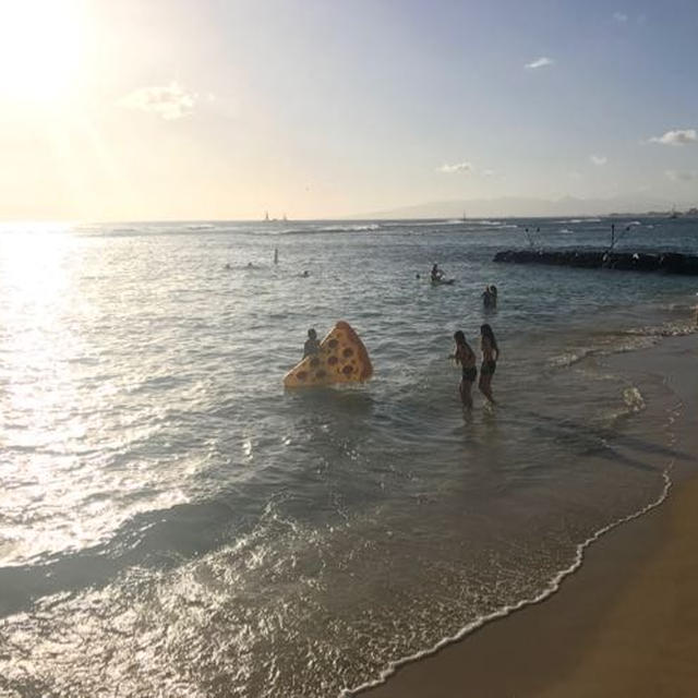 ハワイで遊ぶ編−３サーフィン