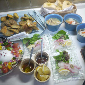 穏やかな家族との食卓