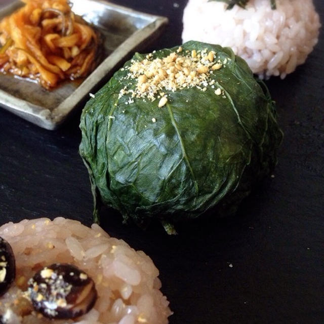 お赤飯な朝ごはん。