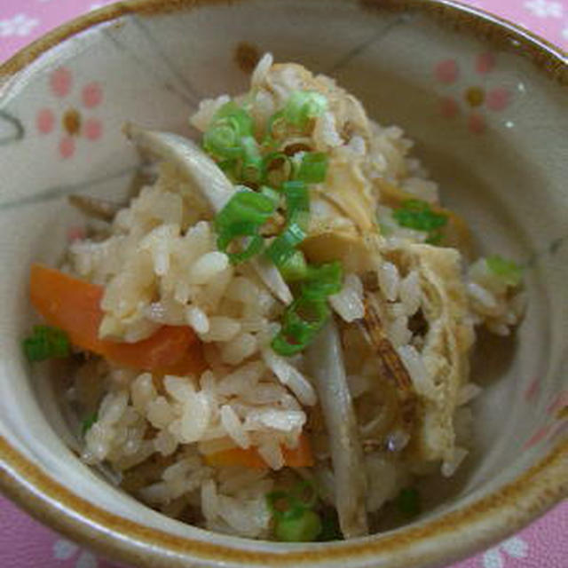 ホタテとごぼうの炊き込みごはん
