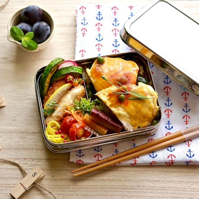 8/5 天津飯とカニクリームコロッケべんとう。