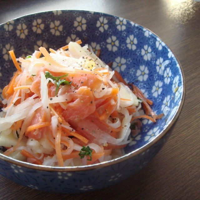 誰も食べない紅白なますを簡単リメイク。