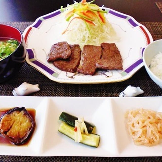 待ちに待った休日☆一口モモステーキ砂糖醤油焼き定食☆