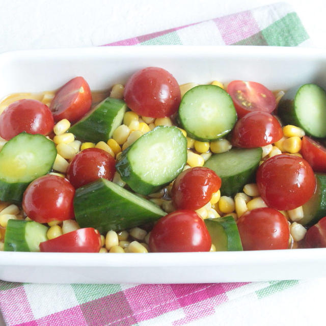 調味料３つ。切ってまぜるだけ！夏野菜のさっぱり漬けサラダの作り方。