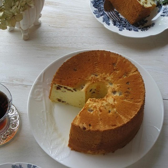 ドライフルーツとヨーグルトのシフォンケーキ ＆ 嬉しい贈り物♪