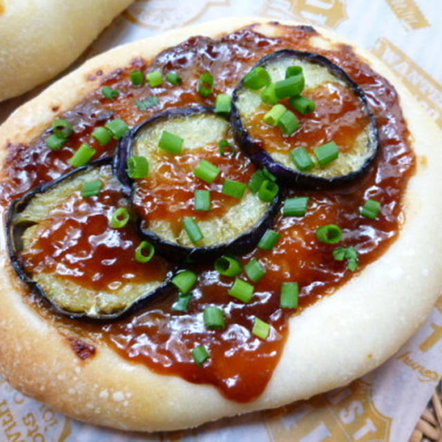 ナス味噌の和風フォカッチャ♪
