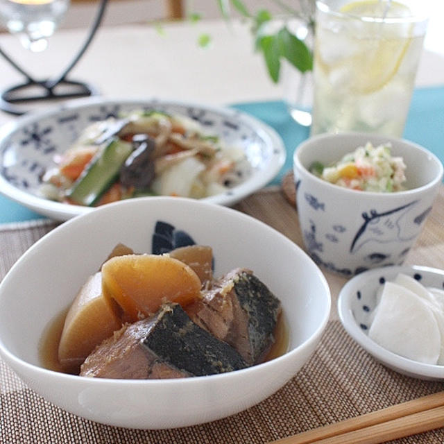 ほっこり和食の定番、ぶり大根をストウブ鍋で。