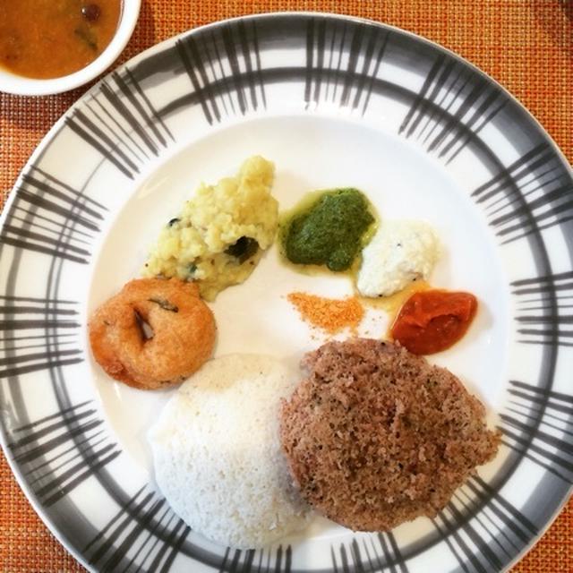 1月21日の朝ごはん。チェンナイのレインツリーホテルで。