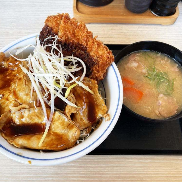 ロースカツと豚焼肉の合い盛り丼ととん汁を食べてみた 〜かつや・期間限定〜
