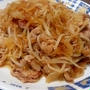 豚こまともやしの醤油炒め 