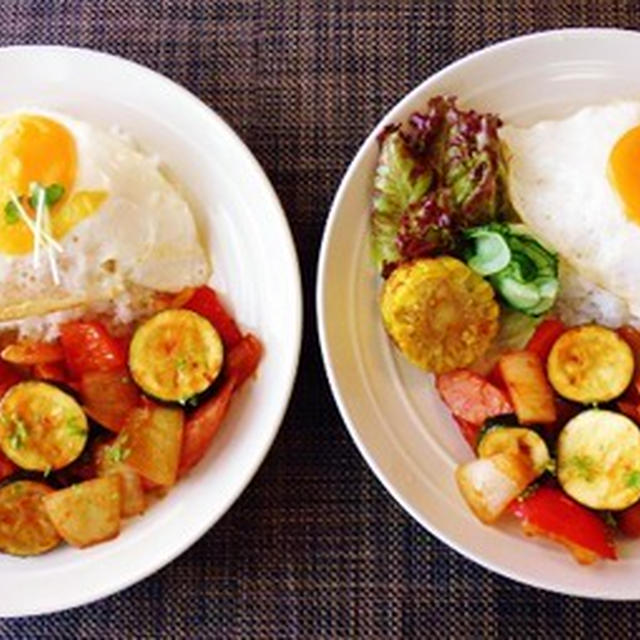 夏向き簡単ワンプレ☆夏野菜と粗挽きソーセージのスパイシチリ炒め♪☆♪☆♪