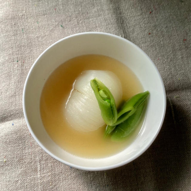 ３月は春のお料理、巻きすしを作ります