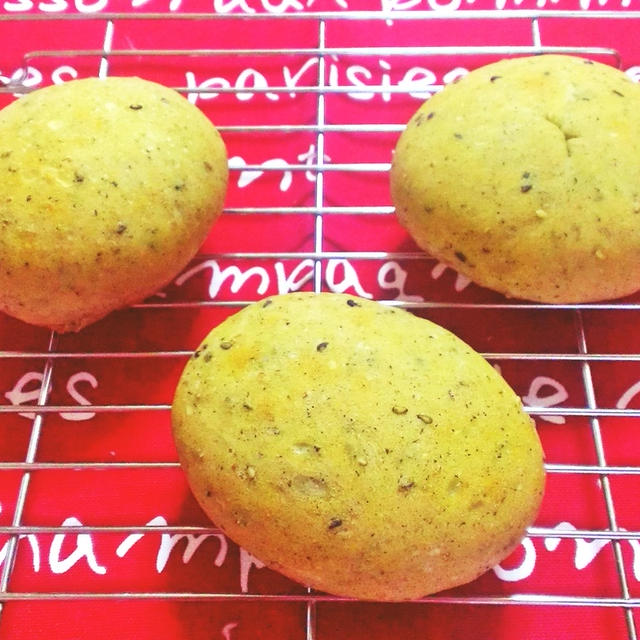 ＊シンプルごまぱん＊