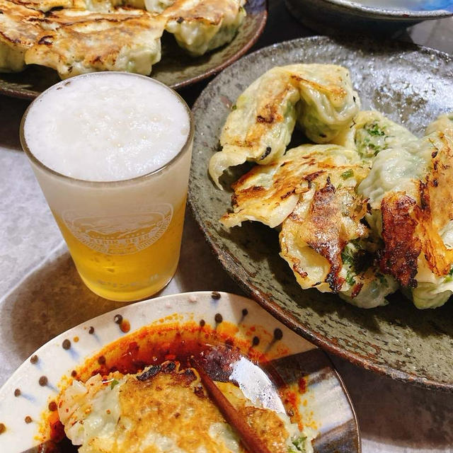 息子と一緒に手作りの皮で美味しい餃子作り最高✨