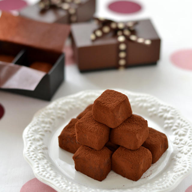 絶品！とろける生チョコ。と、料理動画Nadiaチャンネル更新「パンのこね方」。