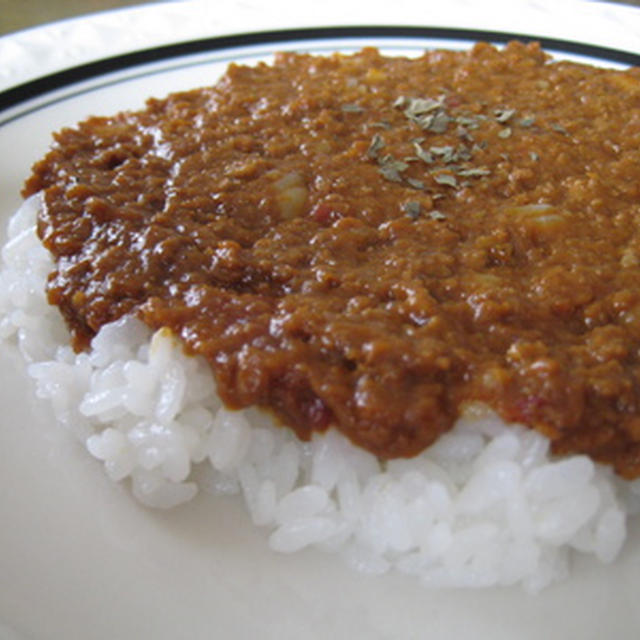 パ○森カレーのようなキーマカレー