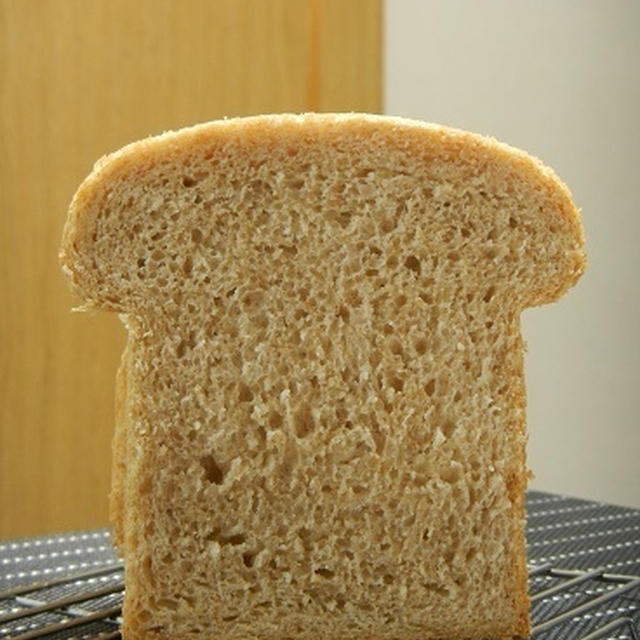 絵本に出てくるような食パン