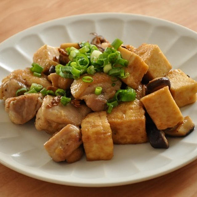 【作り置きレシピ】平日がラクに過ごせる、家事貯金！作り置きおかず7選
