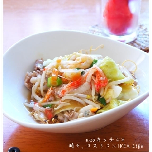 お昼はあんかけ皿うどん×キムチ炒飯♪