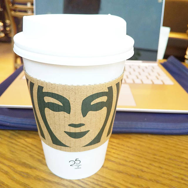 【スタバ】抹茶ティーラテを甘さ控えめにカスタム♪