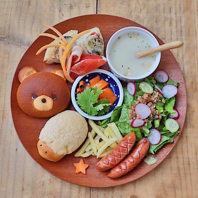 ワンプレート朝ごはん＊可愛いパン
