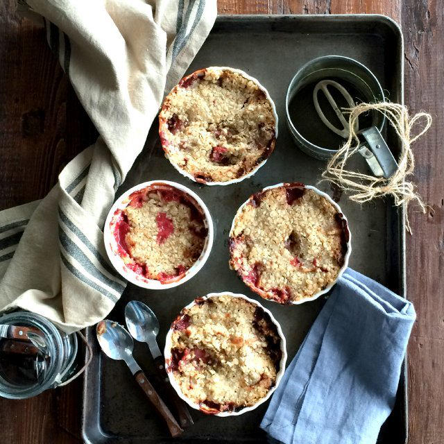 Rhubarb Apple Crumbleルバーブ林檎クランブル