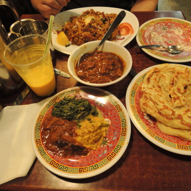 La Chapelleへカレーを食べに。