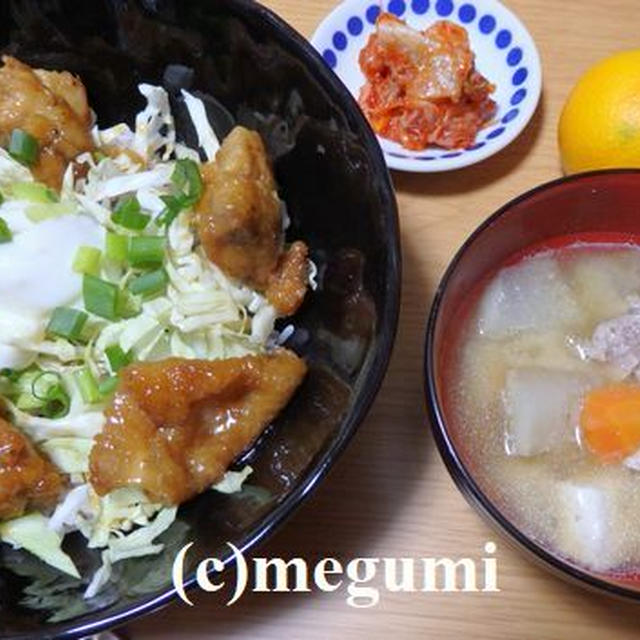 温泉卵のせ鶏の照り焼き丼