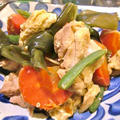 鶏と昆布と金時人参の煮物