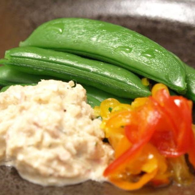 スナップエンドウのツナタル添え