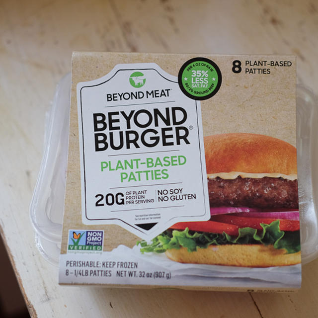 話題のヴィーガンバーガー、「Beyond Burger」を食べてみた♪