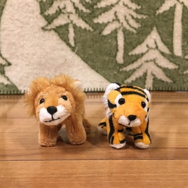 お土産は、ライオンさんとトラさん