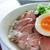 塩麹チャーシュートッピングの豚骨ラーメン。