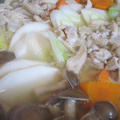 「鶏手羽先と白菜のコラーゲン鍋」