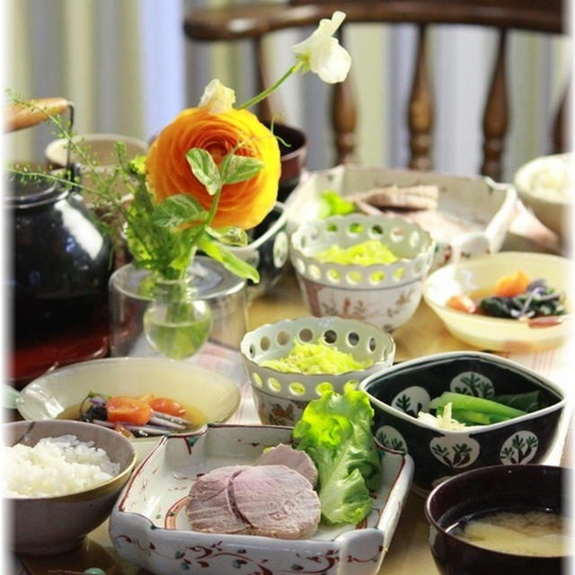 醤油麹煮豚。　の　献立。