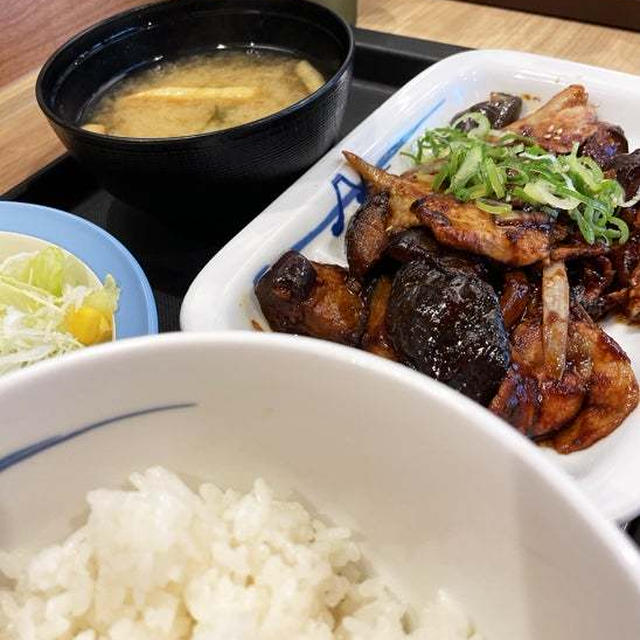 豚と茄子の辛味噌炒め定食を食べてみた 〜松屋〜