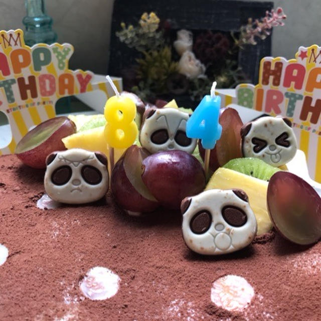 水玉とパンダの誕生日ケーキ