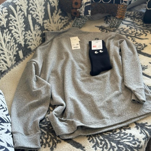 ユニクロ感謝祭最終日に、気になってたソフトニットフリースを買ってみた&コンビニアイス♪