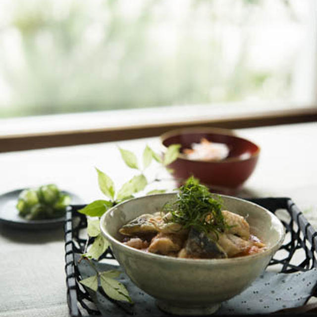 一汁一菜　　　１８　鯵ごはんトマト汁かけ