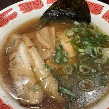 バーミアン 酸辣湯麺 炒飯 餃子 ラーメン 小籠包