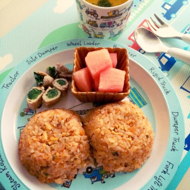 息子の夜ごはん・トマトライスとコーンスープ