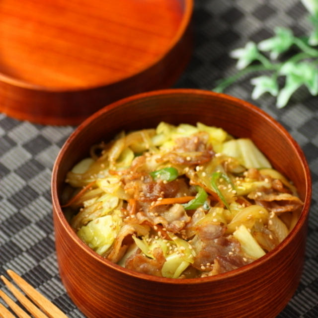 スパイシーなカレー焼きうどん弁当