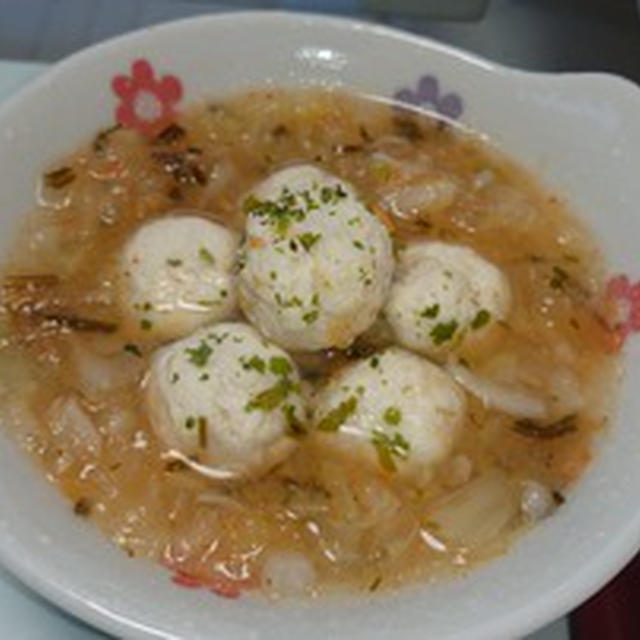 お魚団子スープ