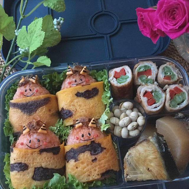 鬼オムライスおにぎり弁当〜今年は恵方巻き食べそびれのちなぞぅ〜