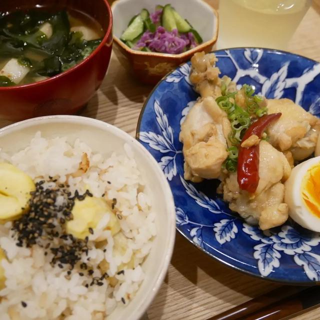 栗ご飯と手羽元煮と菊の酢の物、重陽の節句の晩ごはん