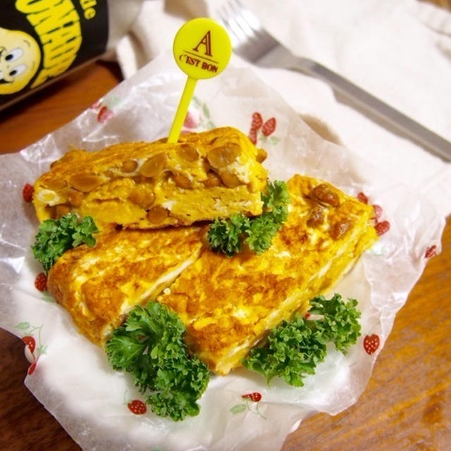 【ふわんふわん～♪巻かない！ねばねば納豆の簡単卵焼き♪】