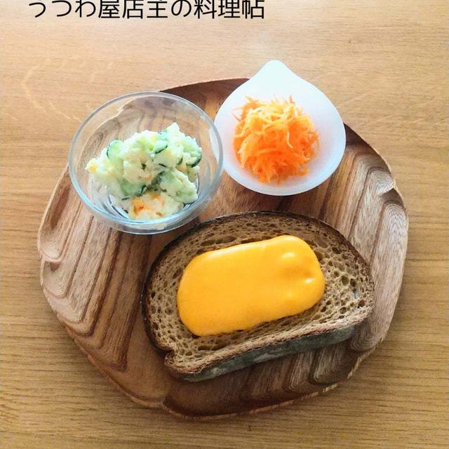 ハイジの黒パンとおじいさんのチーズ