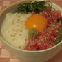 山かけマグロ丼・ツートンカラー！！